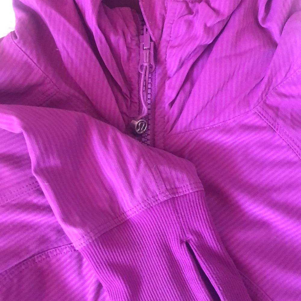 LULULEMON workout jacket!! - Picture 2 of 11